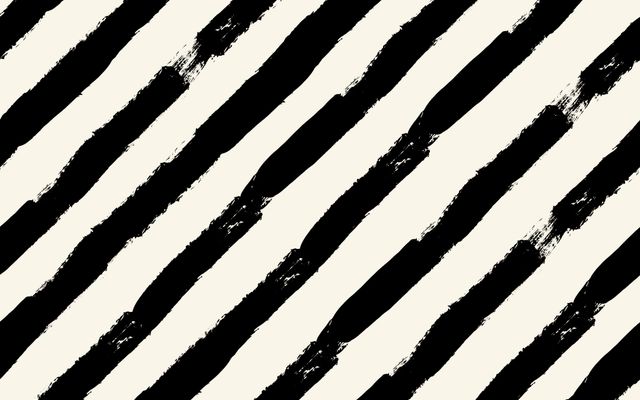 Angle Stripes Black